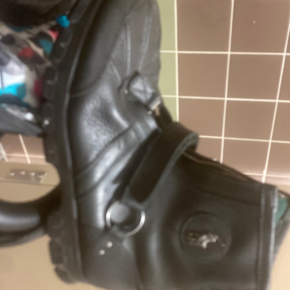 Use polo boots Ralph L…in great shape…good sole…tru collectible…slightly used.